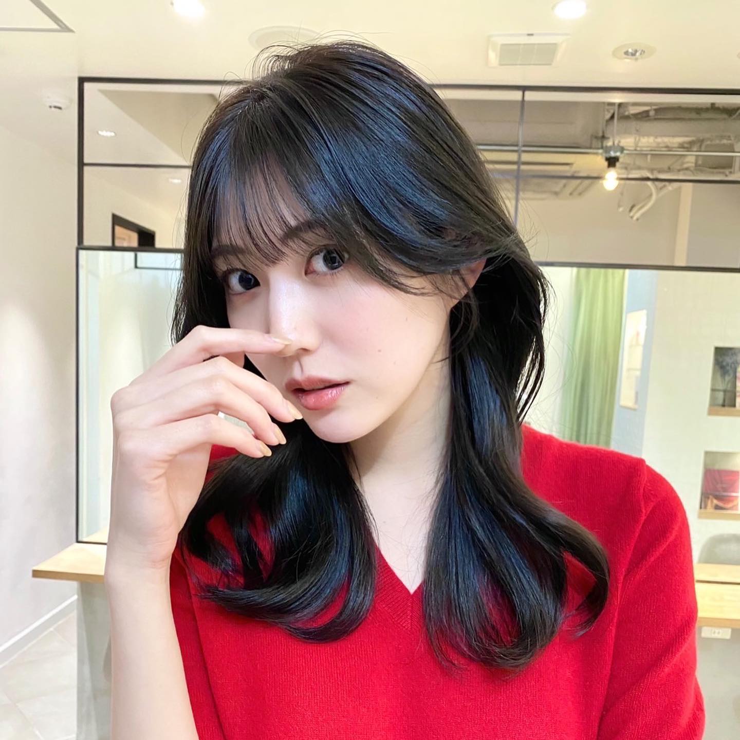 高颜值御姐《岩崎名美》写真美照 美腿看的心好痒痒啊 - 爱享多