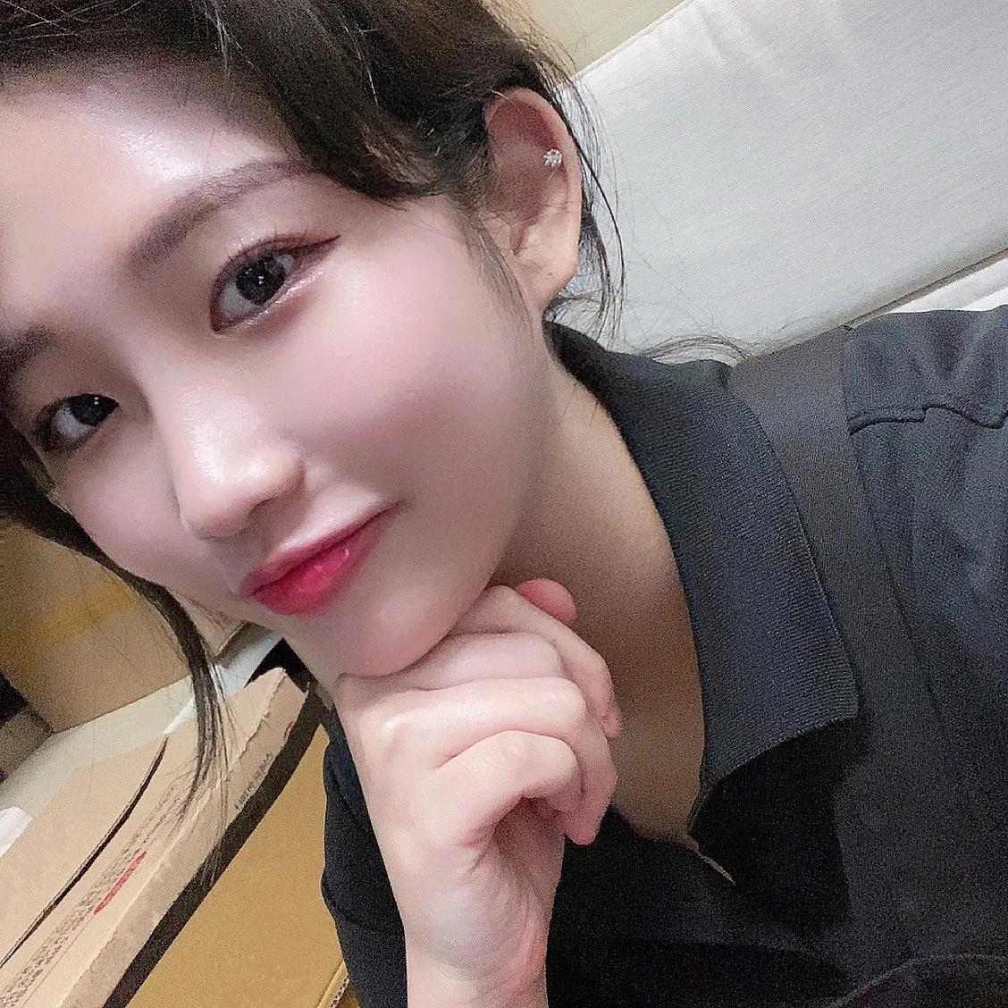 网红《heesu._.ji》写真作品 掀开上衣一看绅士们不蛋定了 - 爱享多