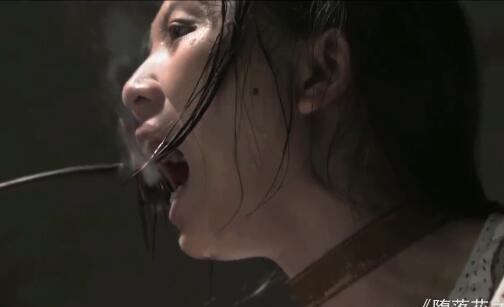 《丧尸大战僵尸》美女带领国产僵尸团灭丧尸 - 爱享多