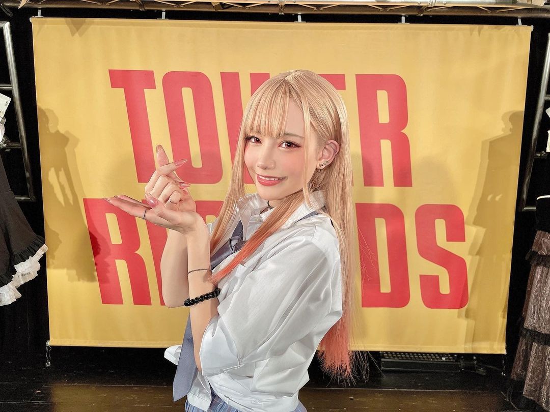 《恋上换装娃娃》原唱清凉写真甜美又有料！ - 爱享多