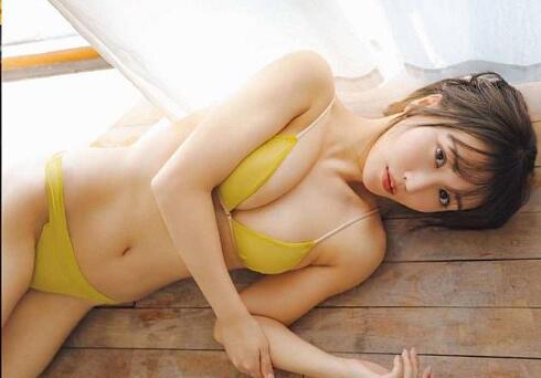 岛国美女《橘和奈》写真 身材与气质掳获人心 - 爱享多